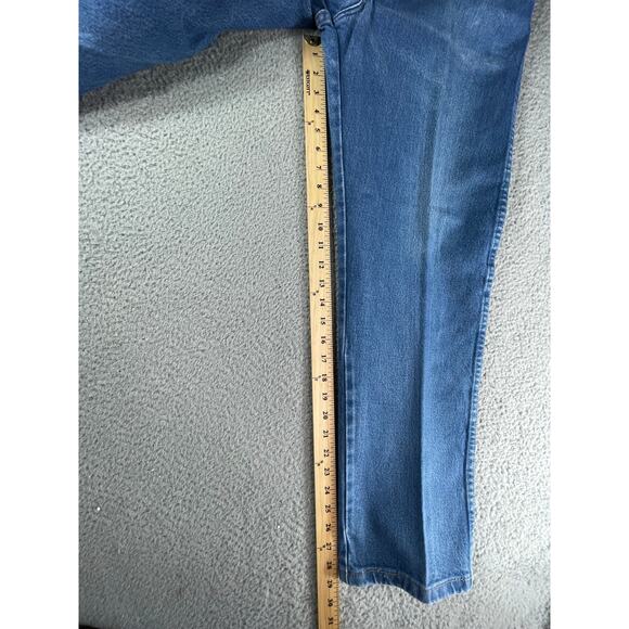 Vintage Wrangler Jeans Mens 36x30 Blue 13MWZ Denim Cowboy Boot Cut Fit Stonewash - Picture 3 of 8
